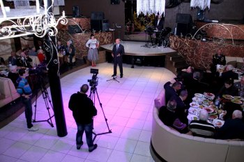 Геннадий Труханов поддерживает добрые традиции