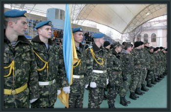 Младший лейтенант - парень молодой....