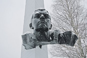 Спасти рядового Матросова