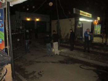 В Одессе арендодатель и арендатор не поделили ворота (фото)
