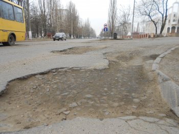 Ремонтировать самые проблемные дороги в Одессе в этом году не будут