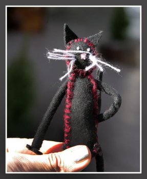 Март! Коты в Одессе шалят!