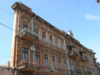 Легендарный дом-стену взяло под охрану государство