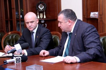Геннадий Труханов: Накануне курортного сезона надо срочно решить проблему канализационного коллектора в Суворовском районе
