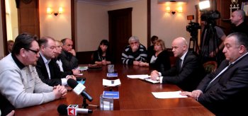 Геннадий Труханов: Накануне курортного сезона надо срочно решить проблему канализационного коллектора в Суворовском районе