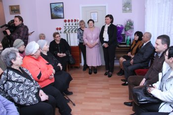 Одесские регионалы поздравили женщин «Общества инвалидов Суворовского района»