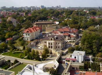 К фоторепортажу с одесского побережья: Богатые есть, элиты нет, не получилось
