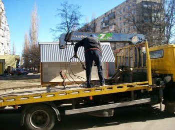 В Одессе за сутки демонтированы еще пять незаконных торговых объектов