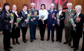 Людмила Варавва поздравила женщин-ветеранов