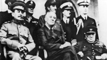 Холодную войну начал Сталин?