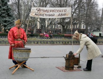 Одесса, 8 марта: Дерибасовская гуляет!