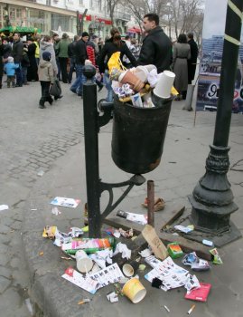 Одесса, 8 марта: Дерибасовская гуляет!