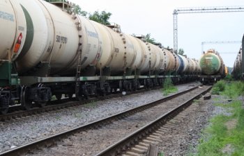 Одесские железнодорожники вывозят ракетное топливо из Любашевки