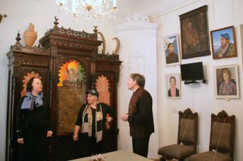 В Одессе на улице Польской поселились куклы (фото)