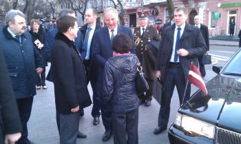 Как Президент Латвии по Одессе гулял (видео)