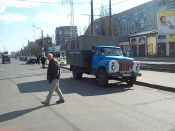 Срочно! В Одессе провал дороги на Люстдорфской, угол Левитана