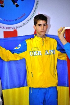 Одесситы достойно выступили на Чемпионате мира среди юниоров по таиландскому боксу (фото)