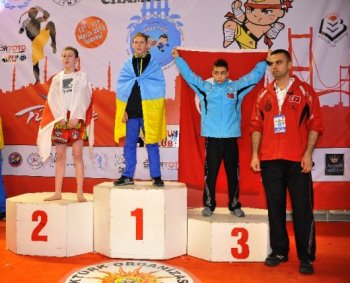 Одесситы достойно выступили на Чемпионате мира среди юниоров по таиландскому боксу (фото)