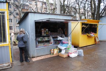 В Одессе за сутки демонтированы еще две незаконные «будки»