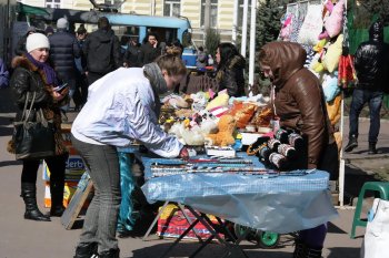 Одесскую Привокзальную площадь превратили в барахолку