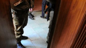 Работник налоговой милиции в преступную группировку не входил