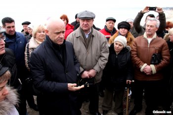 "Молодая гвардия" и пляжи Крыжановки утопают в канализационных стоках