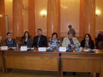 Решать проблемы, объединив усилия