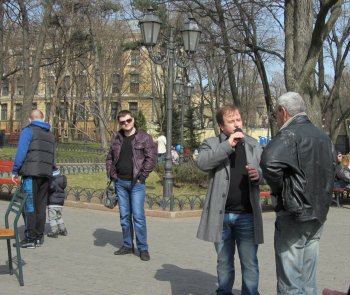 В Горсаду прошел Фестиваль шаржистов