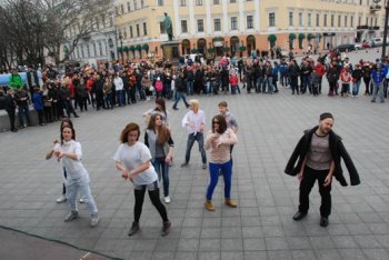 Юморина-2013: на Приморском бульваре Одессы состязались лучшие ди-джеи. Фото