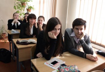 Одесские школьники узнали, кому таможня дает добро (фото)
