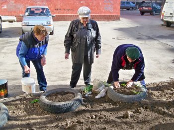Одесситы активно очищают город от мусора