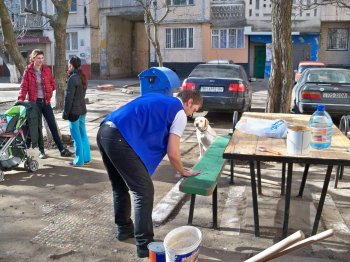Одесситы активно очищают город от мусора