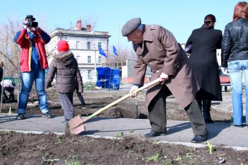 Одесситы активно очищают город от мусора