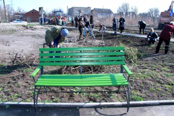 Одесситы активно очищают город от мусора