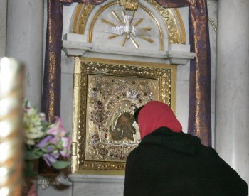 Главное богослужение в праздник Благовещенья прошло в Одесском кафедральном Свято-Успенском соборе (фото)
