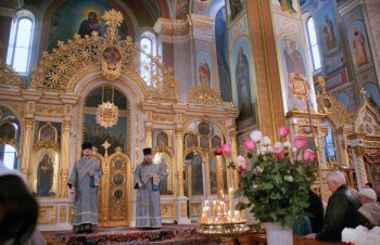 Главное богослужение в праздник Благовещенья прошло в Одесском кафедральном Свято-Успенском соборе (фото)
