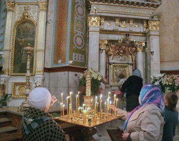 Главное богослужение в праздник Благовещенья прошло в Одесском кафедральном Свято-Успенском соборе (фото)