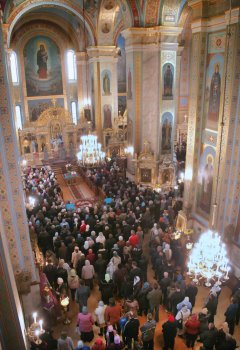 Главное богослужение в праздник Благовещенья прошло в Одесском кафедральном Свято-Успенском соборе (фото)