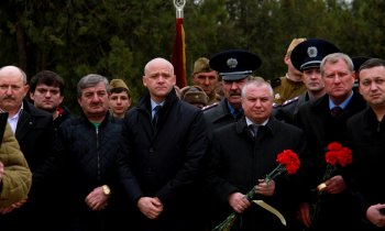 Геннадий Труханов: Нельзя забывать, что война - это ужас, смерть и горе