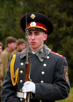Геннадий Труханов: Нельзя забывать, что война - это ужас, смерть и горе