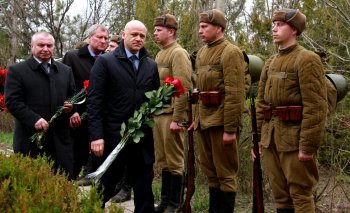 Геннадий Труханов: Нельзя забывать, что война - это ужас, смерть и горе