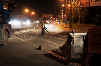 В Одессе ремонт дороги по Балковской ведется в ночное время