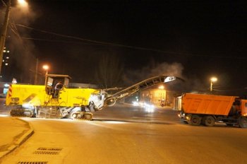 В Одессе ремонт дороги по Балковской ведется в ночное время