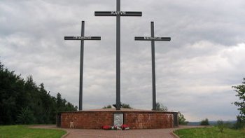 Как Геббельс использовал массовое убийство в Катыни