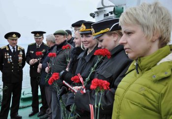 Пограничники совместно с ветеранами вышли в море и почтили память погибших во время освобождения Одессы