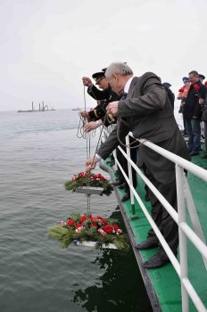 Пограничники совместно с ветеранами вышли в море и почтили память погибших во время освобождения Одессы