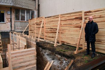 Геннадий Труханов разбирается с появлением «нахалстроя» на ул. Заболотного