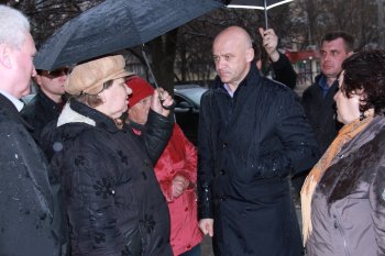Геннадий Труханов разбирается с появлением «нахалстроя» на ул. Заболотного