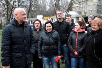 Геннадий Труханов: В Суворовском районе инициативная молодежь. Они очень талантливые, умеют красиво отдыхать и трудиться в поте лица