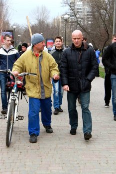 Геннадий Труханов: В Суворовском районе инициативная молодежь. Они очень талантливые, умеют красиво отдыхать и трудиться в поте лица